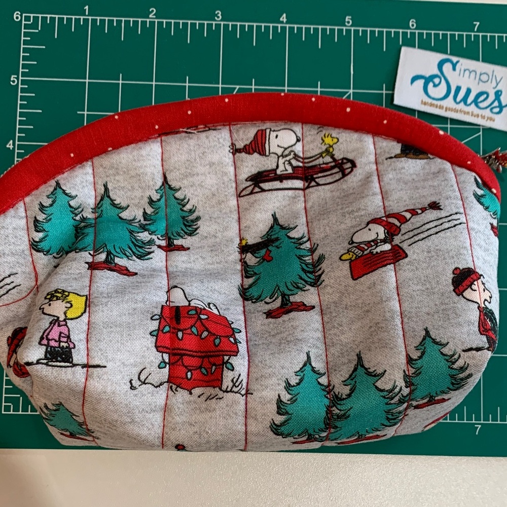 Snoopy Holiday Cosmetic Bag - Red and Gray